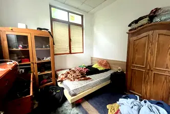Етаж от къща в София, Банишора