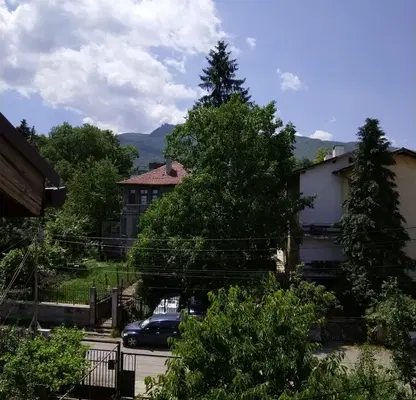 Снимка 2 — Етаж от къща в София, Княжево