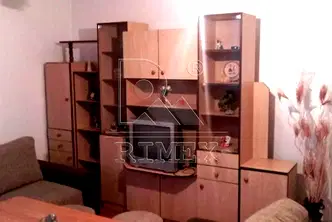Етаж от къща в Пловдив, Прослав