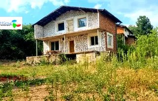 Къща в с. Войнеговци