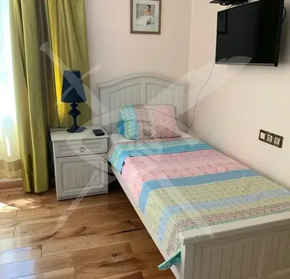 Photo 5 — House in Sofia, Centyr