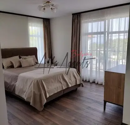 Снимка 3 — Къща във Варна, м-т Ален мак