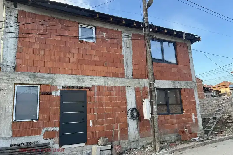 Къща в Благоевград, с. Огняново