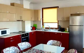 Къща в Бургас, с. Лозенец