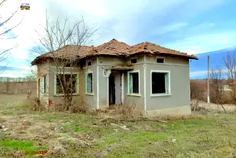Къща в Добрич, с. Смолница
