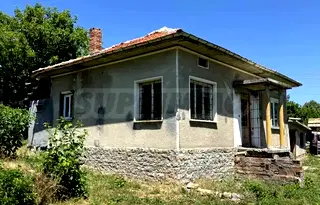 Къща в Габрово, с. Добромирка