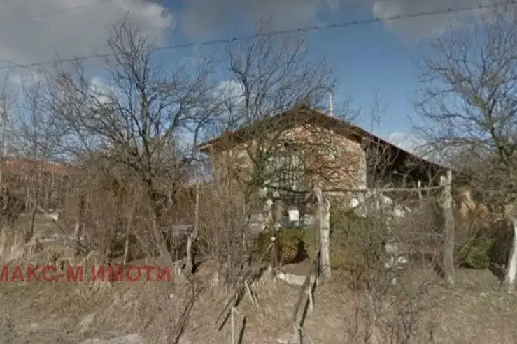 Къща в Пазарджик, с. Дюлево