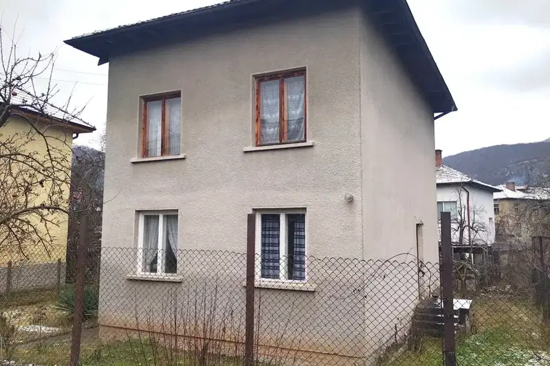 House in Oblast Pernik, Zemen