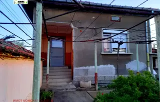 Къща в Плевен, Тръстеник