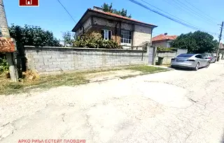 Къща в Пловдив, с. Царацово
