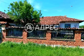 Къща в Разград, с. Побит камък