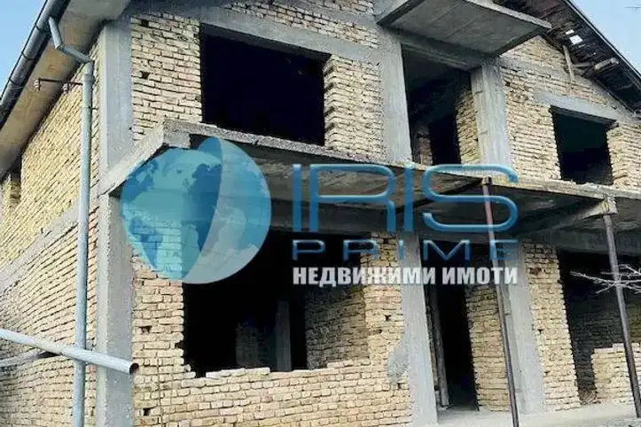 Къща в Шумен, с. Върбак