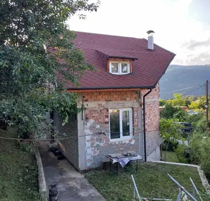 Снимка 2 — Къща в София, Своге