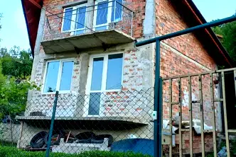 Къща в София, Своге