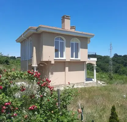 Photo 2 — House in Oblast Varna, Kamchiya