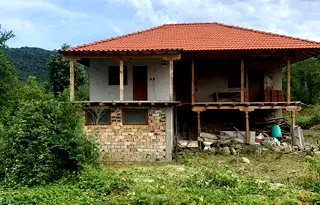 Къща във Велико Търново, с. Черни дял