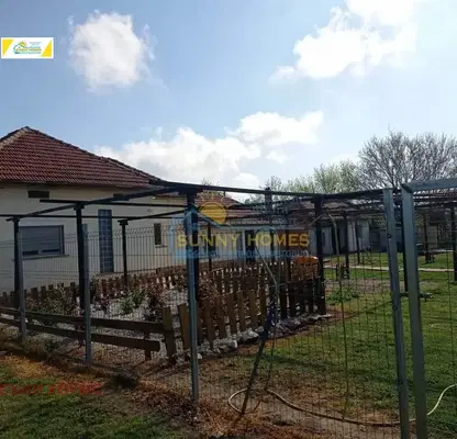 Снимка 4 — Къща във Велико Търново, с. Павел