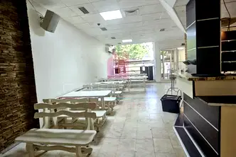 Магазин в Русе, Възраждане