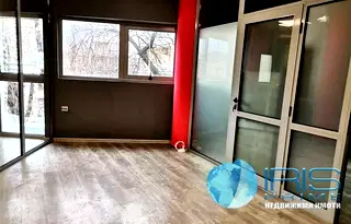 Офис в Шумен, Център