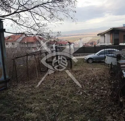 Photo 3 — Plot in Lozen