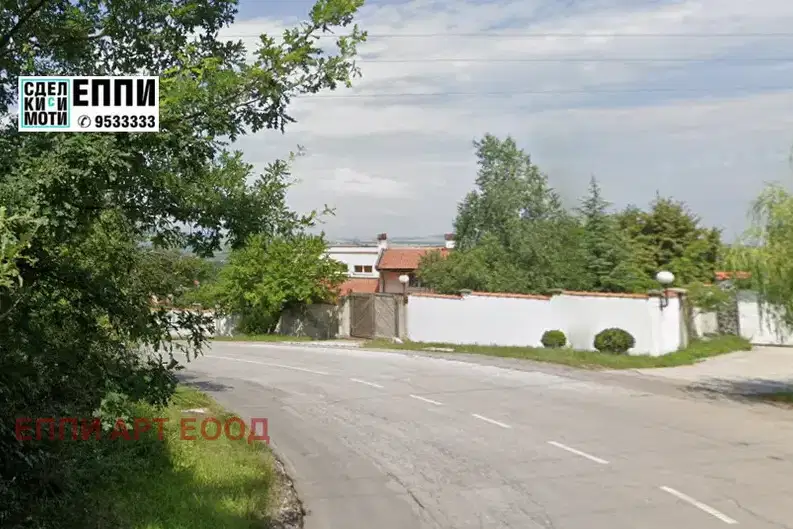 Парцел в Банкя