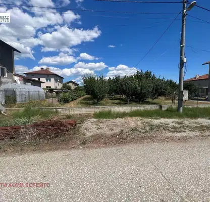 Photo 4 — Plot in Novi Iskyr