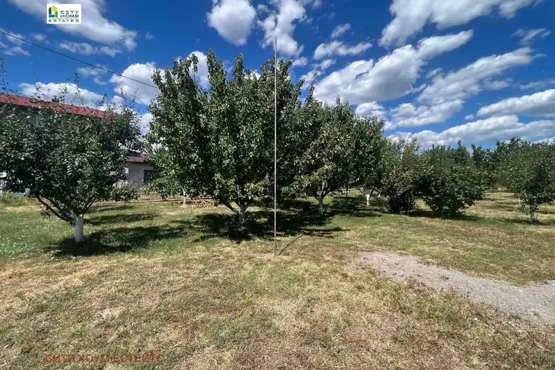 Парцел в Нови Искър