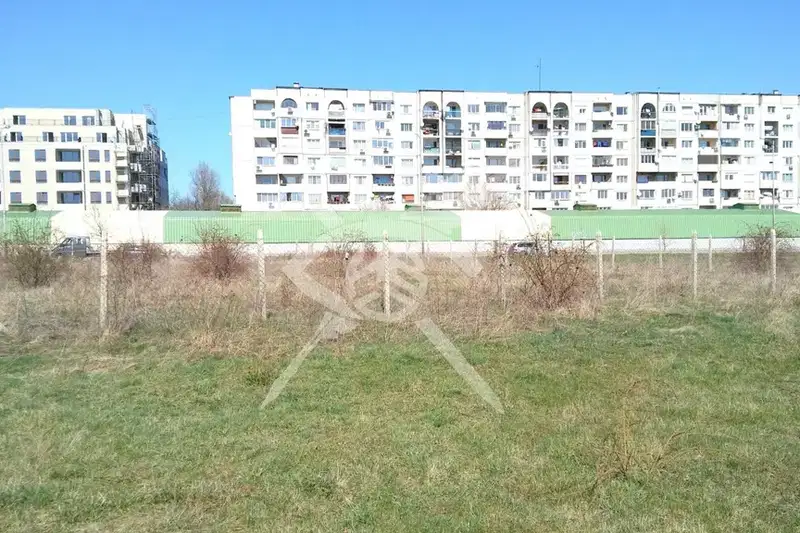 Plot in Sofia, Obelya