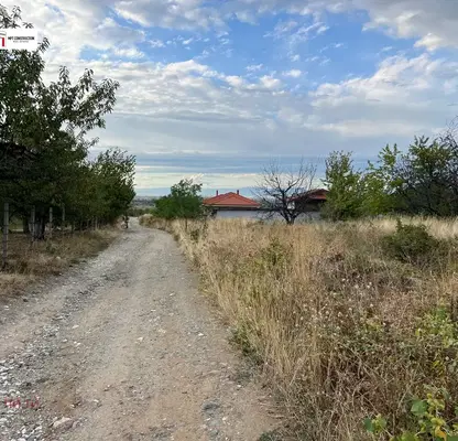 Photo 4 — Plot in Oblast Plovdiv, Markovo