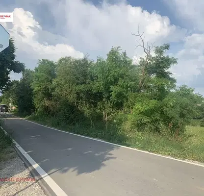 Снимка 3 — Парцел в Търговище, Попово