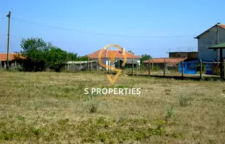 Парцел във Варна, Бяла