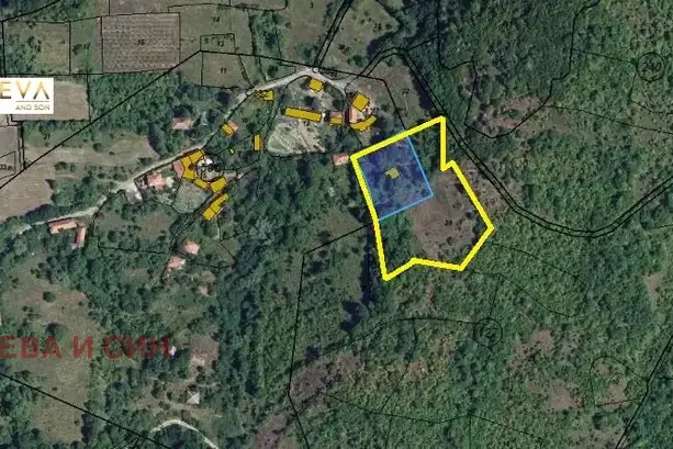 Plot in Oblast Veliko Tyrnovo, Voineja