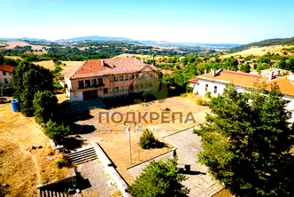 Промишлена сграда в Кърджали, с. Пчеларово