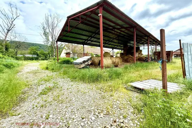 Industrial Building in Oblast Veliko Tyrnovo, Prisovo
