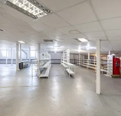 Photo 4 — Warehouse in Plovdiv, Centyr