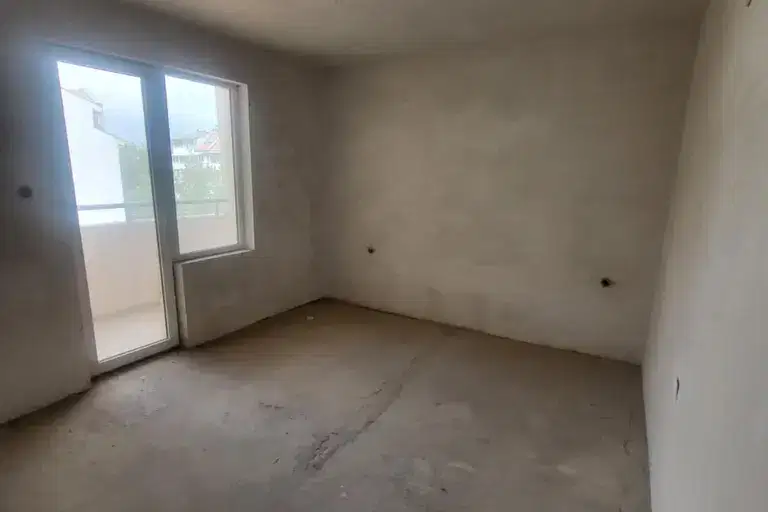 3-bedroom apartment in Pleven, 9-Ti Kvartal