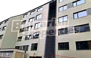 Тристаен апартамент във Варна, Център