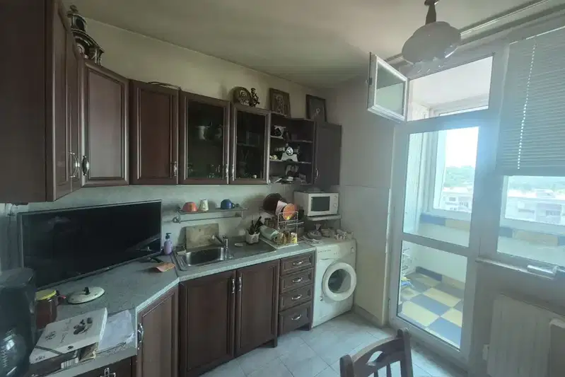 3-bedroom apartment in Pleven, Idealen Centyr