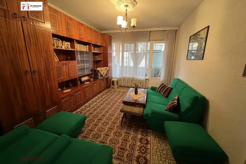 3-bedroom apartment in Plovdiv, Izgrev