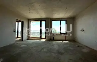 Тристаен апартамент с две тераси в Люлин 1, София
