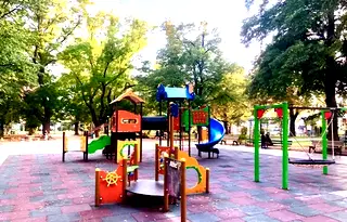 Тристаен апартамент в София, Сухата река