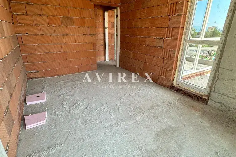 3-bedroom apartment in Plovdiv, Yujen