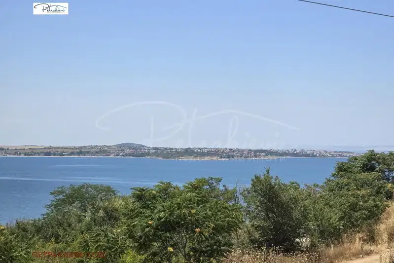 Тристаен апартамент в Бургас, Созопол