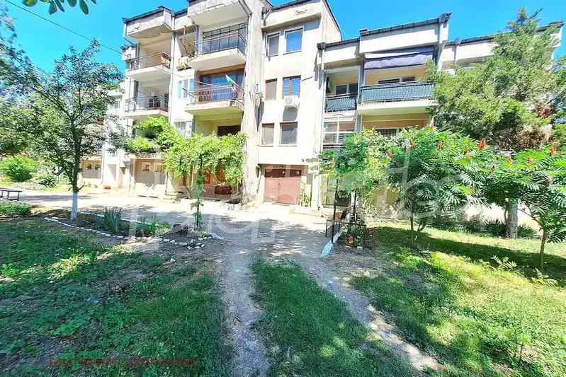 3-bedroom apartment in Oblast Veliko Tyrnovo, Strajica