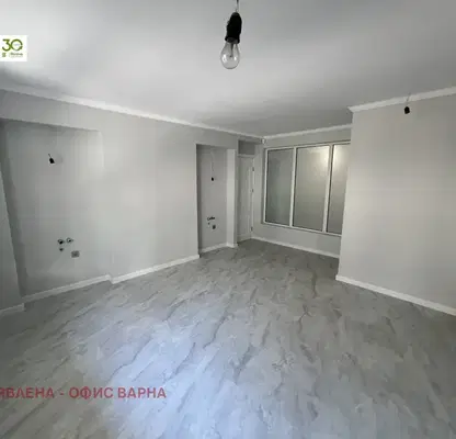 Снимка 2 — Офис във Варна, Колхозен пазар
