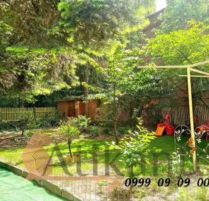 Photo 3 — House in Sofiya, Lozenec