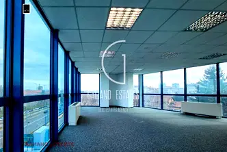 Офис в София, Бъкстон