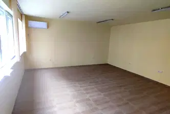 Офис в Шумен, Център