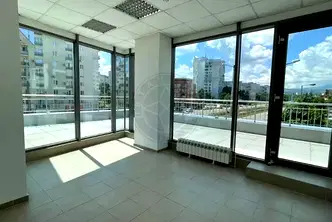 Офис в София, Дружба 2