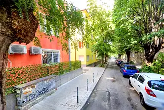 Офис в София, Оборище
